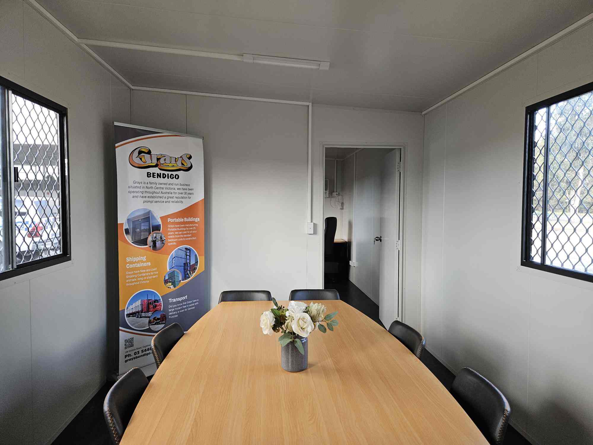 sample-office-photots-image-01