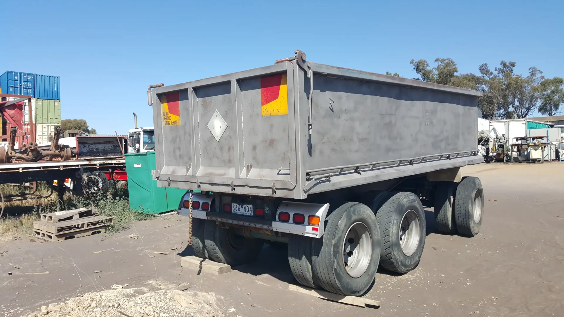 service-truck-section-side-image